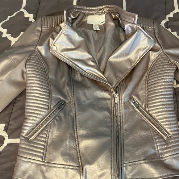 Bar III faux leather jacket. Mauve color Large - Picture 3 of 3